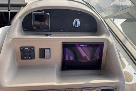 2001 28′ Bayliner 2855 Ciera