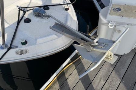 2001 28′ Bayliner 2855 Ciera