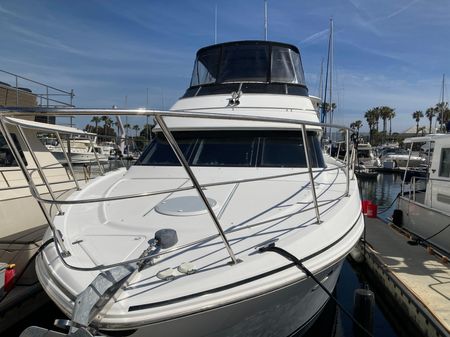 2001 39′ Carver 396 Aft Cabin Motor Yacht