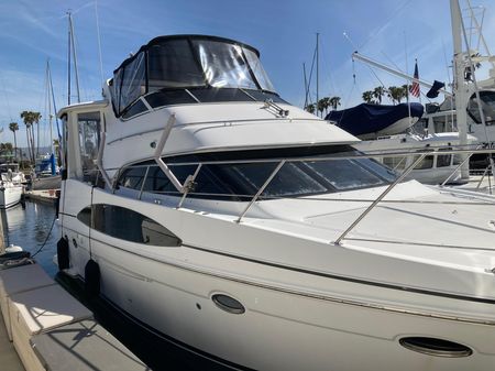 2001 39′ Carver 396 Aft Cabin Motor Yacht