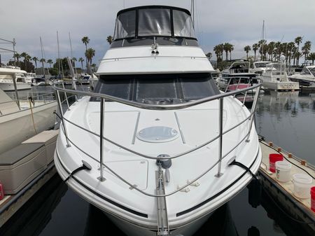 2001 39′ Carver 396 Aft Cabin Motor Yacht