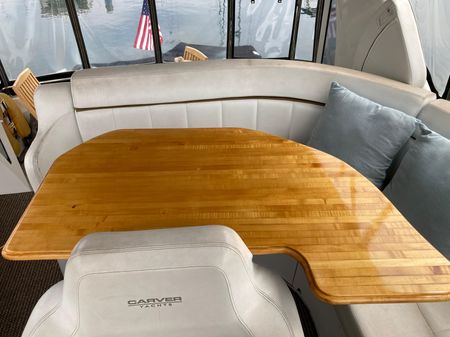 2001 39′ Carver 396 Aft Cabin Motor Yacht