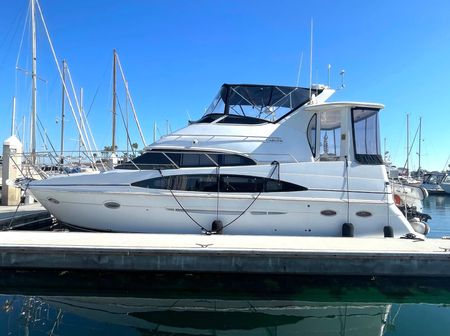 2001 39′ Carver 396 Motor Yacht
