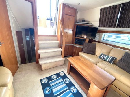 2001 39′ Carver 396 Motor Yacht