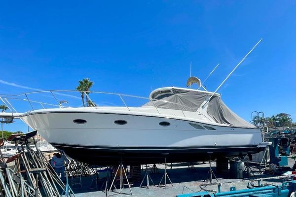 2001 35′ Tiara Yachts 3500 Open