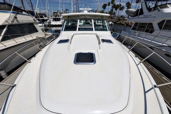 2003 40′ Tiara Yachts 4000 Express