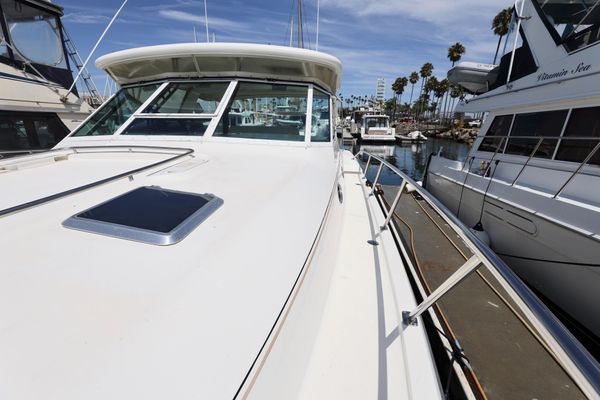2003 40′ Tiara Yachts 4000 Express