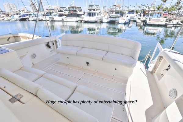 2003 40′ Tiara Yachts 4000 Express