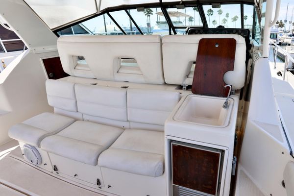 2003 40′ Tiara Yachts 4000 Express