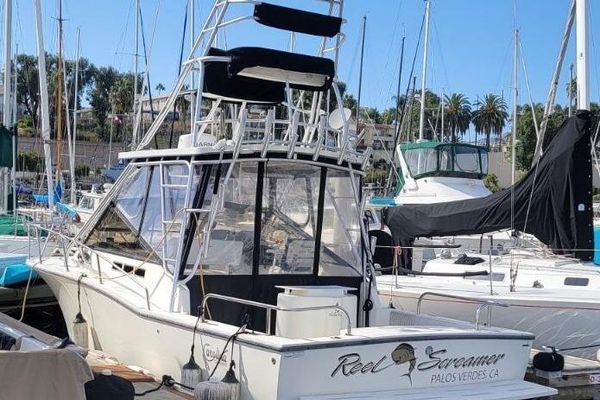 2004 28′ Carolina Classic sport fishing