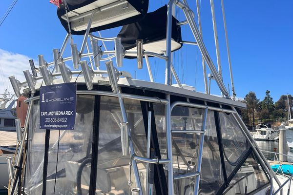 2004 28′ Carolina Classic sport fishing
