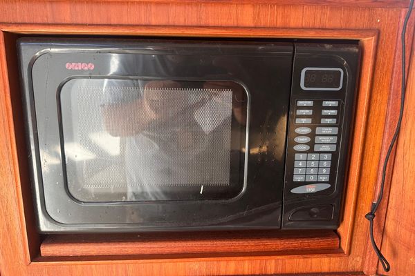 2004 28′ Carolina Classic sport fishing