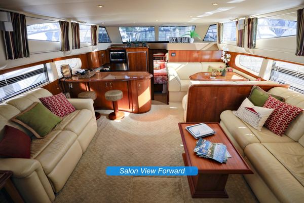 2004 46′ Carver 466 Motor Yacht