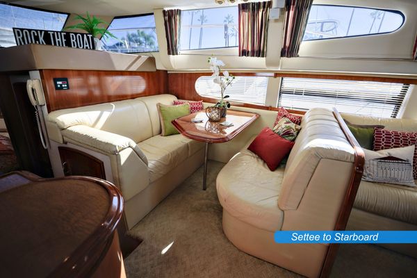 2004 46′ Carver 466 Motor Yacht