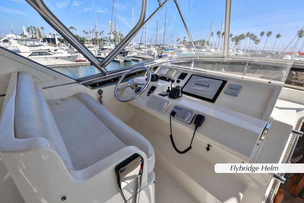 2004 57′ McKinna 57 Pilothouse