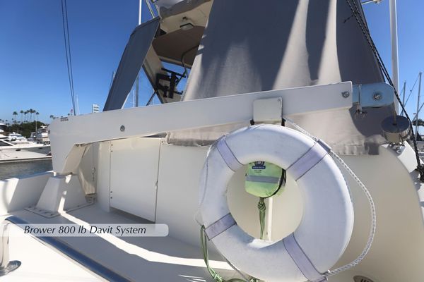 2004 57′ McKinna 57 Pilothouse