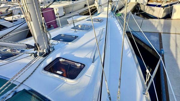 2006 39′ Beneteau 393