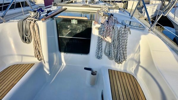 2006 39′ Beneteau 393