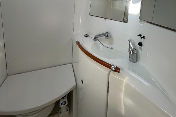 2006 39′ Beneteau 393