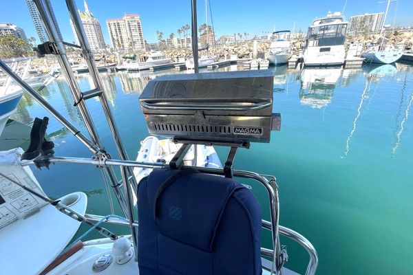 2007 42′ Beneteau 423