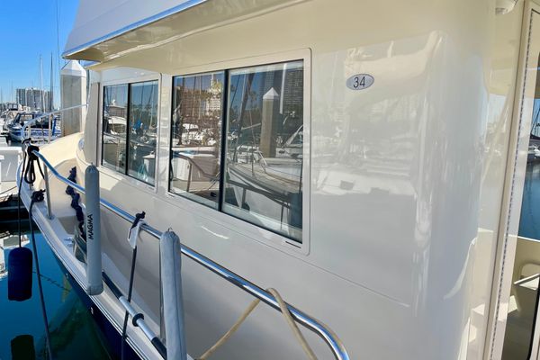2008 34′ Mainship 34 Trawler