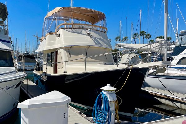 2008 34′ Mainship 34 Trawler