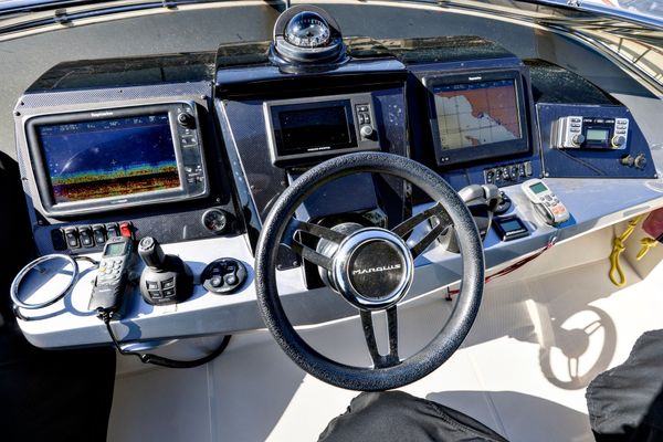 2013 50′ Marquis 500 Sport Bridge