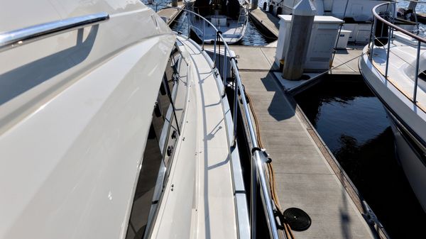 2013 50′ Marquis 500 Sport Bridge