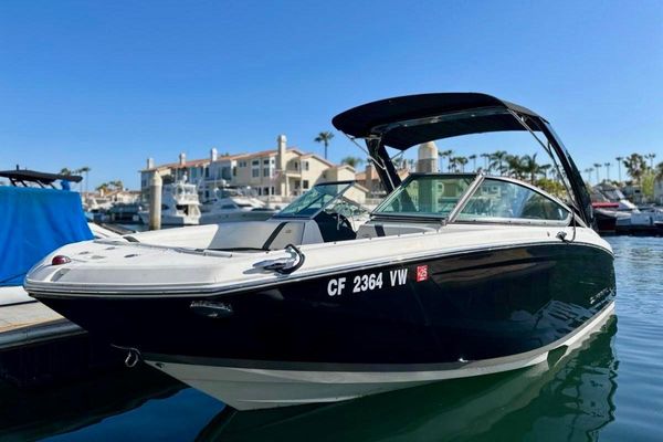 2016 23′ Regal 23 OBX