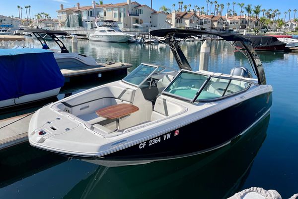 2016 23′ Regal 23 OBX
