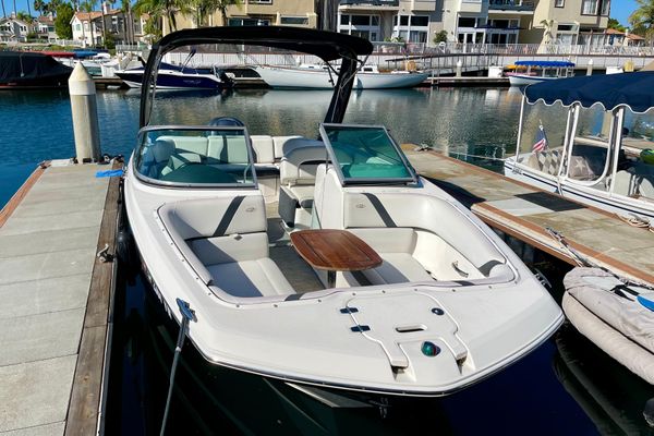 2016 23′ Regal 23 OBX