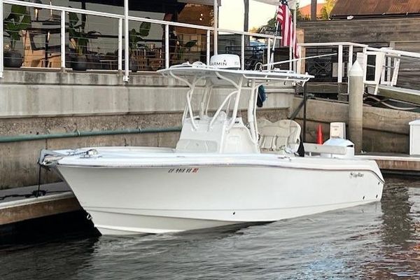 2019 24′ Edgewater 245CC