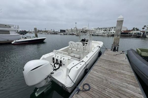 2019 24′ Edgewater 245CC