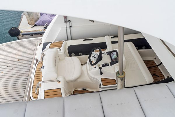 2019 57′ Sunseeker Predator 57