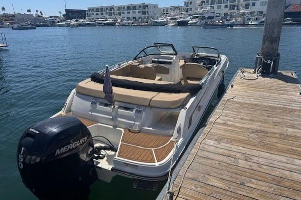 2023 20′ Bayliner VR5 Bowrider OB