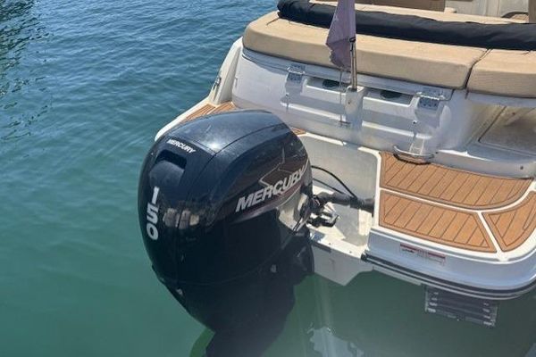 2023 20′ Bayliner VR5 Bowrider OB