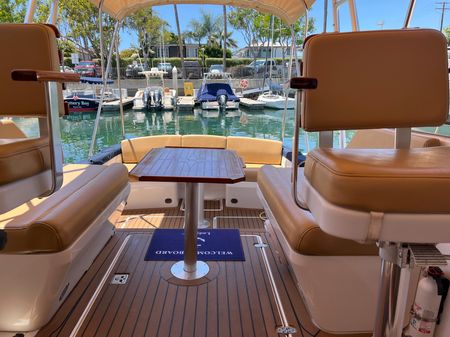 2001 28′ Legacy Yachts 28 Express