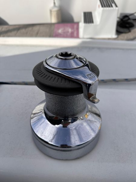 2000 32′ Catalina 320