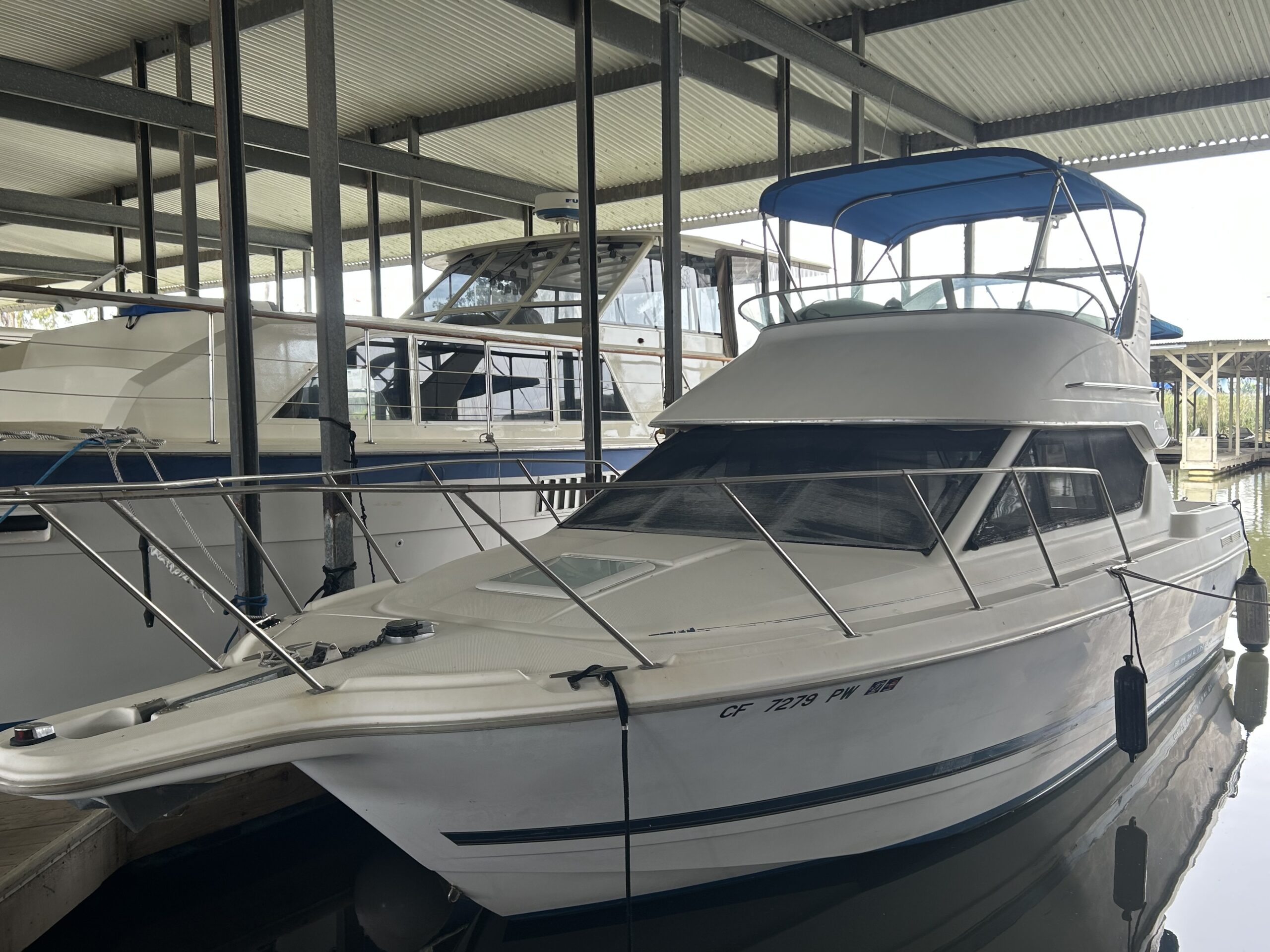 2001 Bayliner 28′ 2858