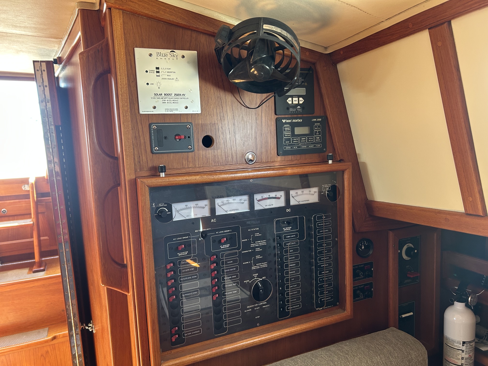 2002 40′ Pacific Seacraft Cutter