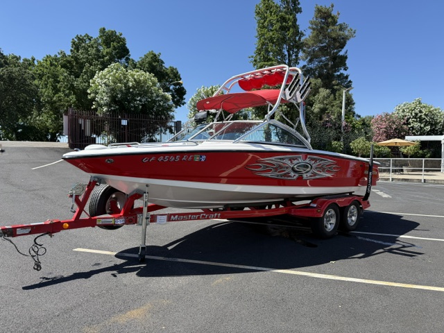 2004 MasterCraft Wakeboard 20