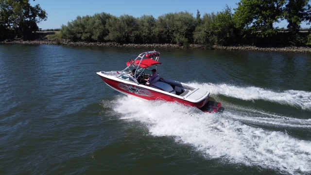 2004 MasterCraft Wakeboard 20
