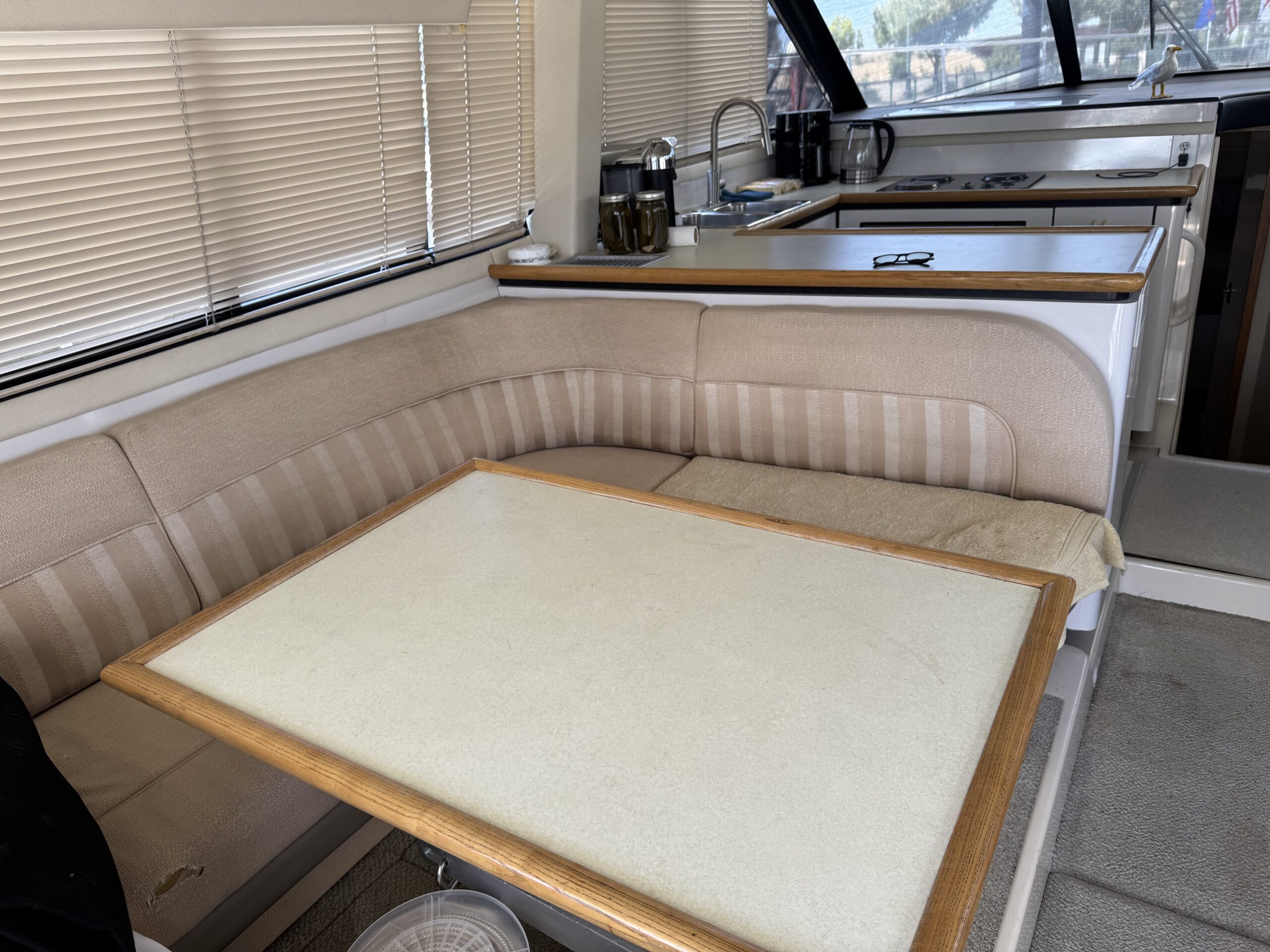 1994 43′ Bayliner 4388