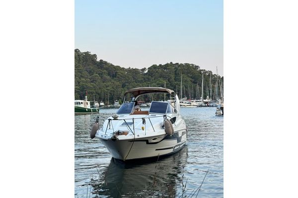 2001 28′ Bayliner 2858 Ciera