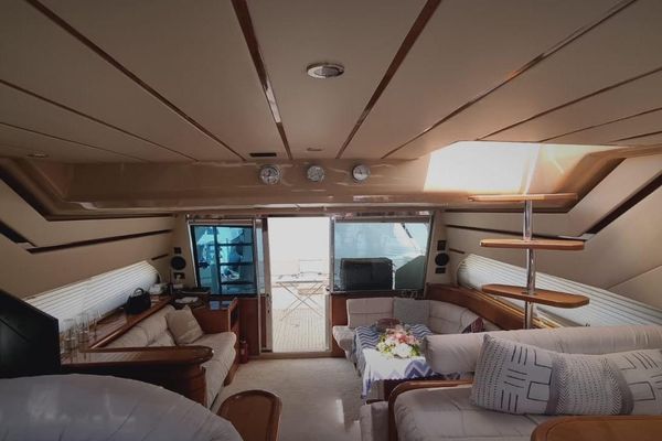 2001 57′ Ferretti Yachts 57 Motor Yacht