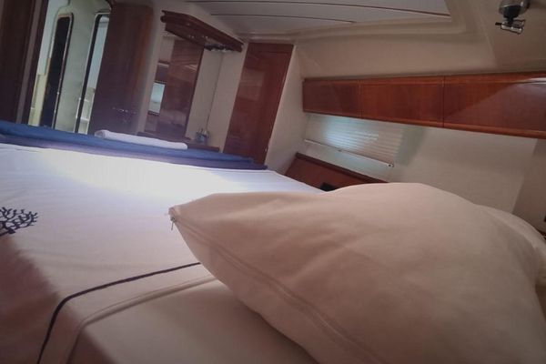 2001 57′ Ferretti Yachts 57 Motor Yacht