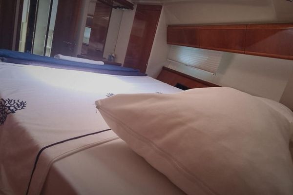 2001 57′ Ferretti Yachts 57 Motor Yacht