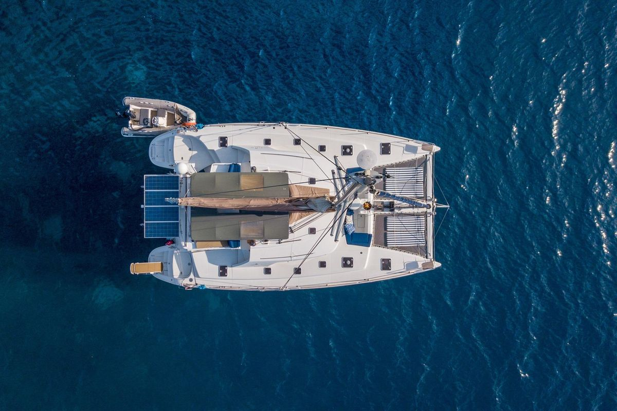 2005 44′ Lagoon 440