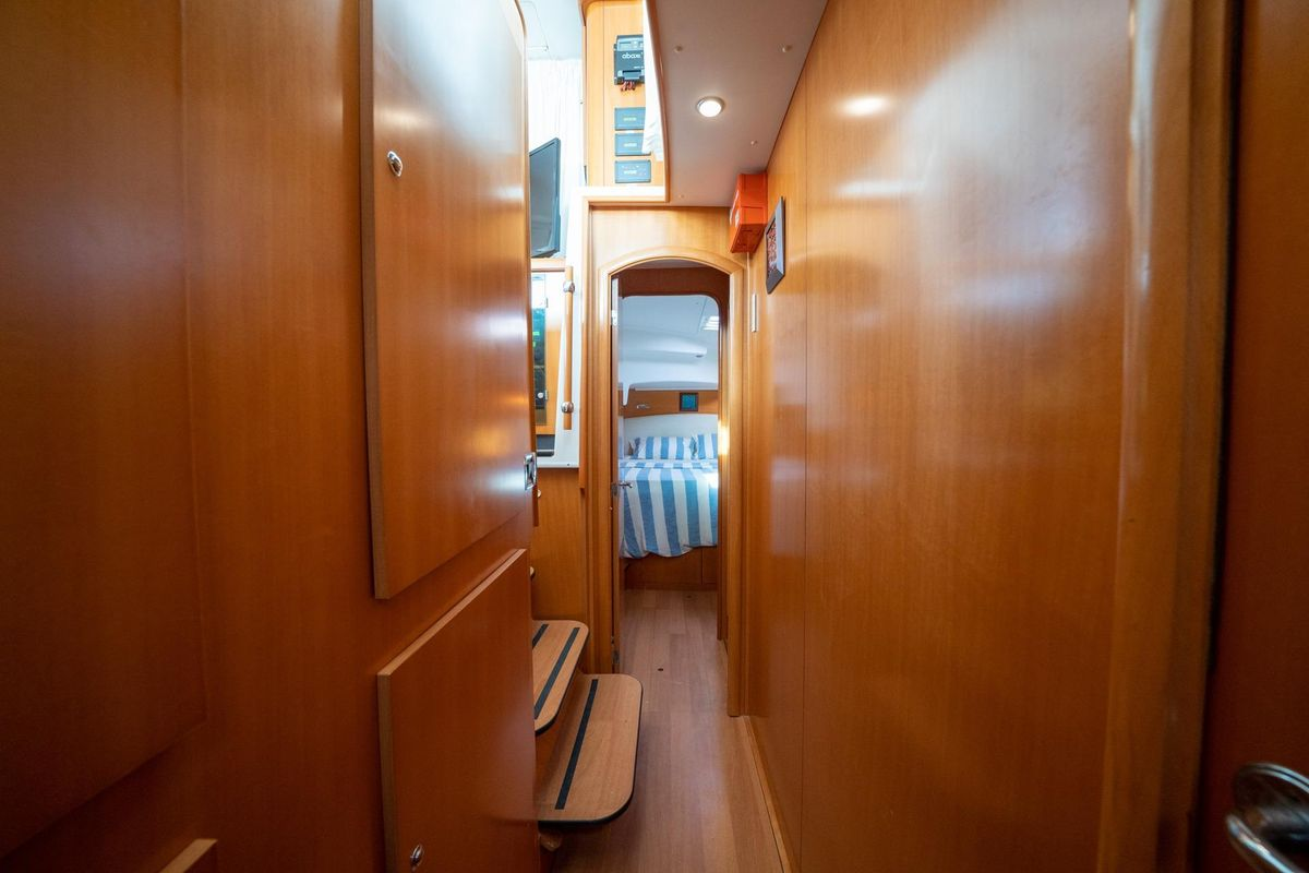2005 44′ Lagoon 440