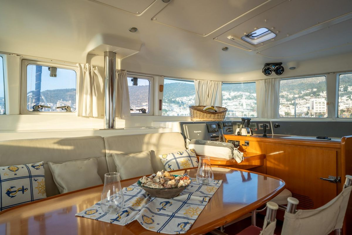 2005 44′ Lagoon 440